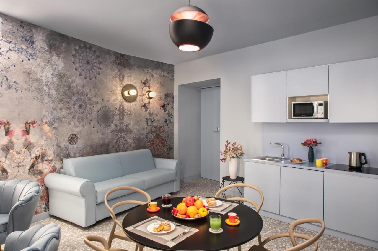 Hotel Lady Rose à Naples Extérieur photo